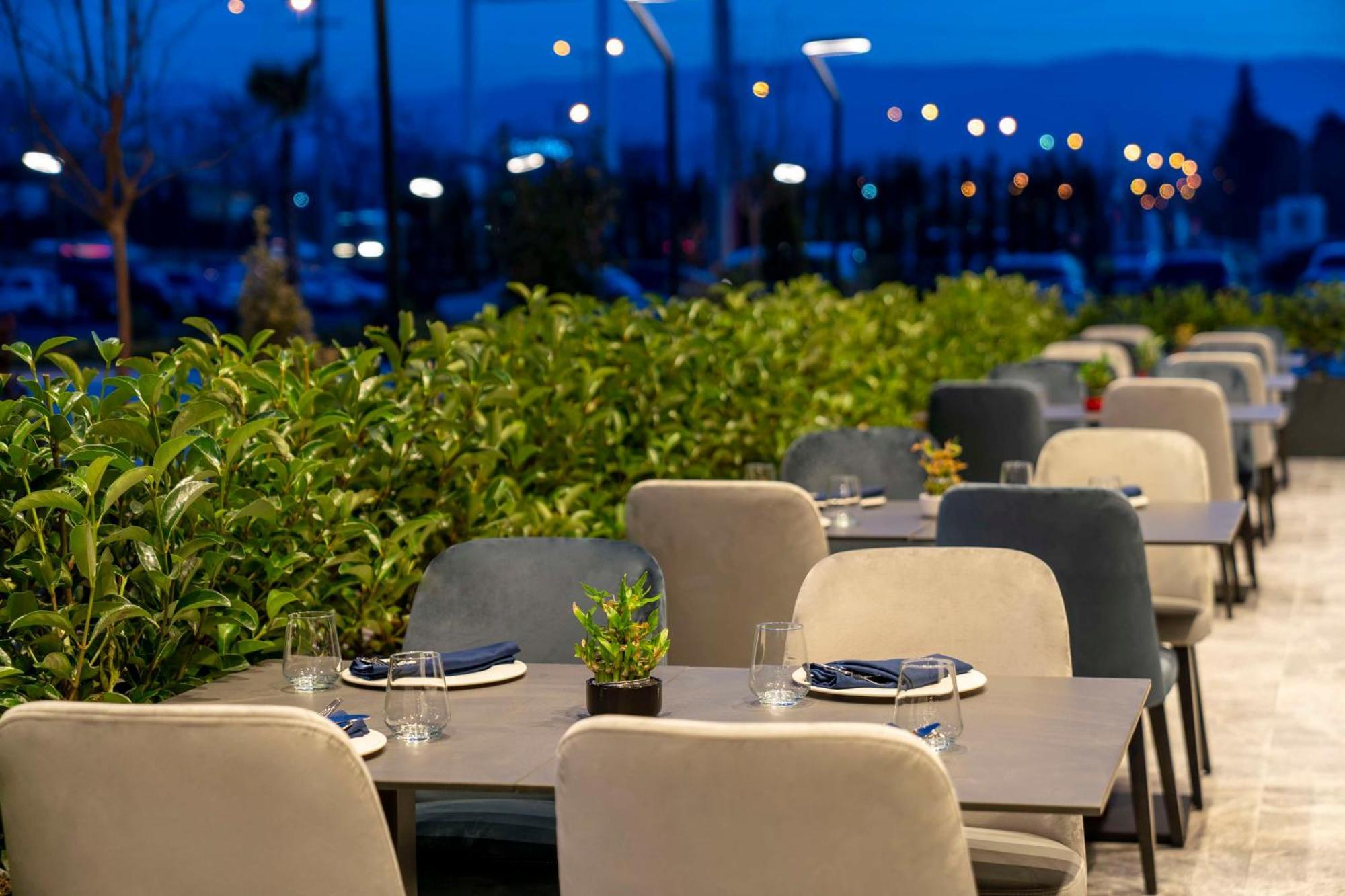 Radisson Blu Hotel, Sakarya Sakarya  Buitenkant foto